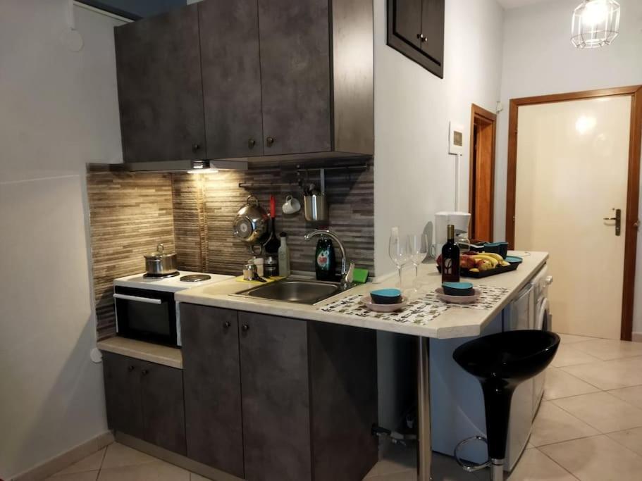 Апартаменты Studio In City Center Кавала Экстерьер фото